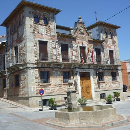 Miragredos Apartment Mombeltran Exterior photo