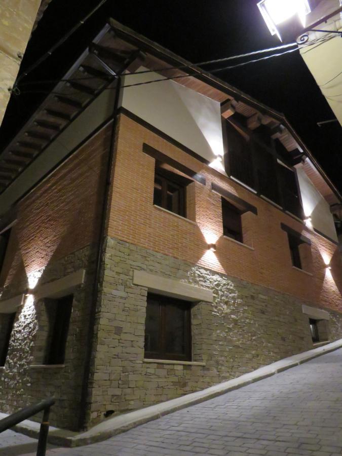 Miragredos Apartment Mombeltran Exterior photo